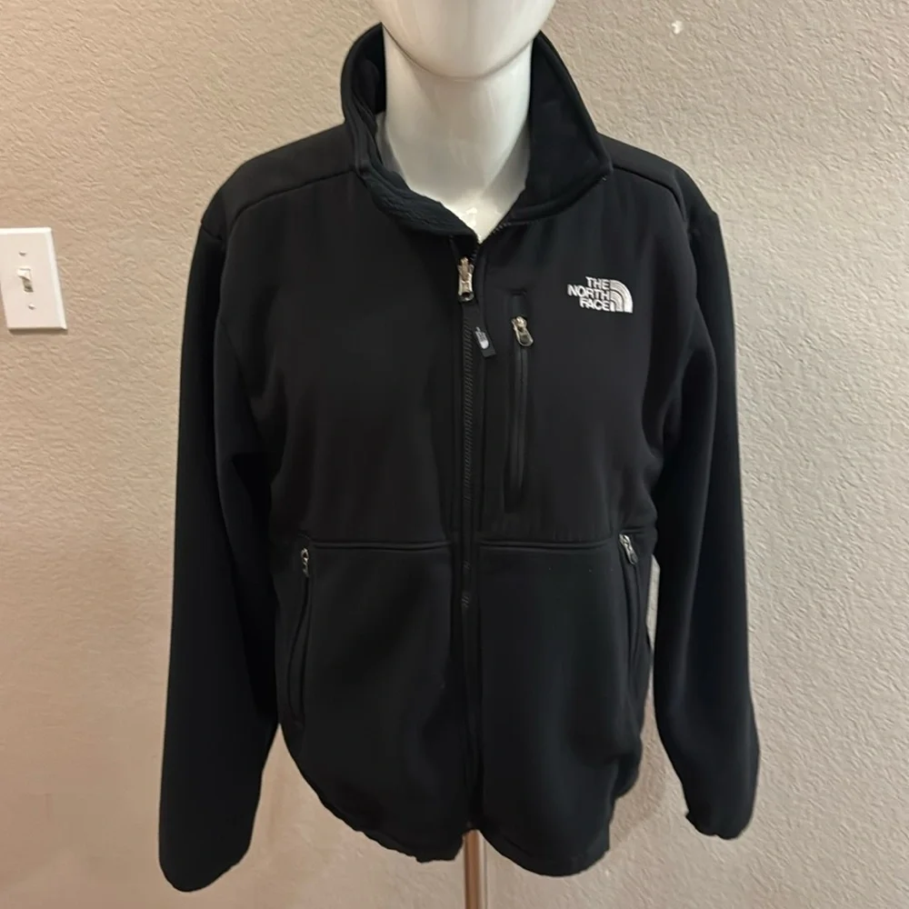 The north face men’s jacket size medium‎